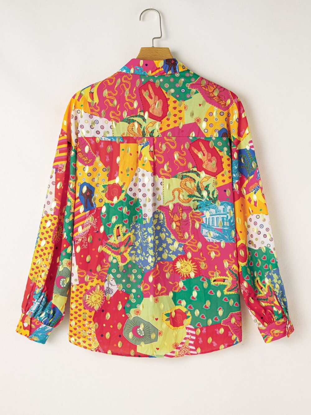 NWOT Women’s Multi-Color Printed Button-Up Blouse - Picture 3 of 9